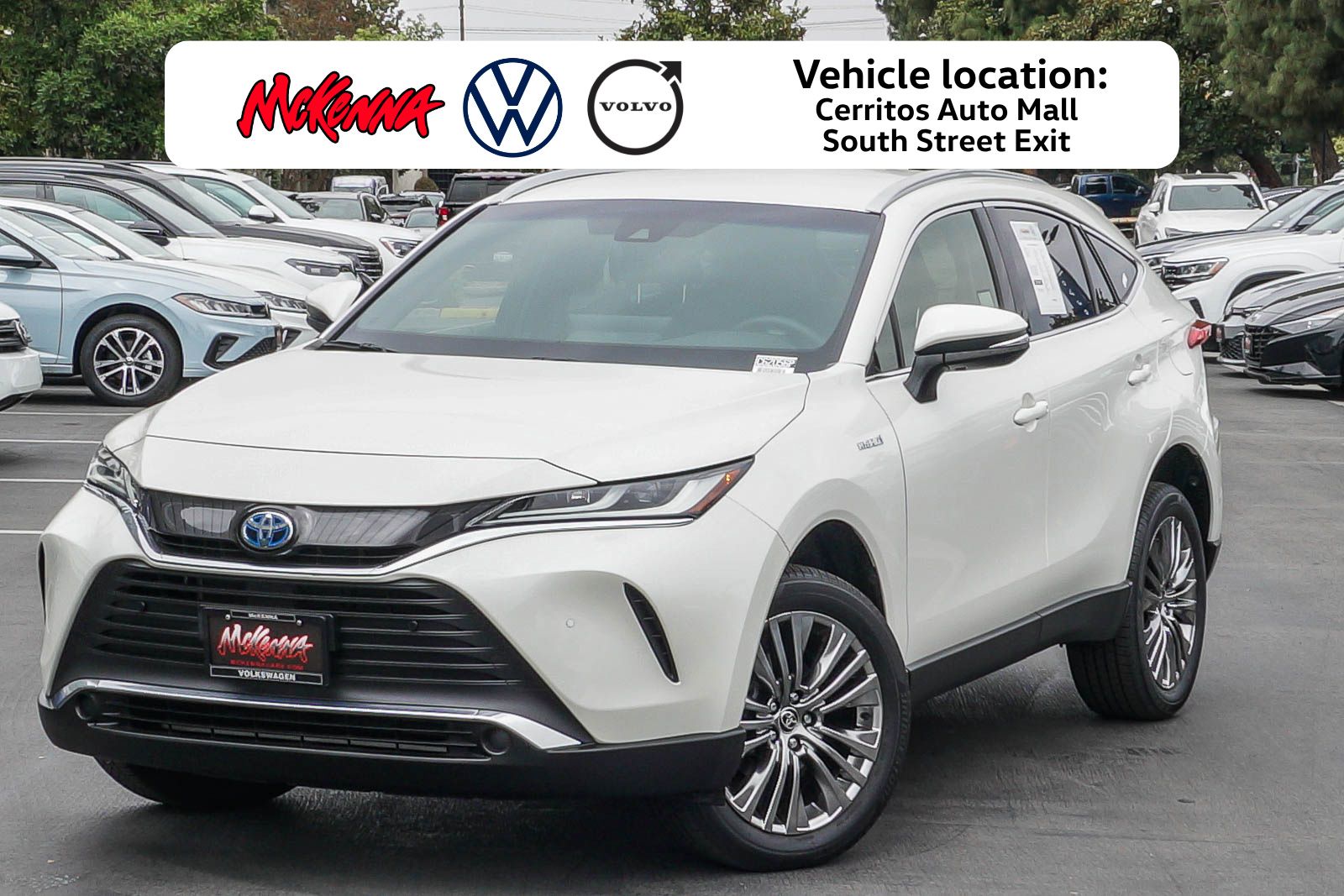 White (Blizzard Pearl) 2021 Toyota Venza SUV / Crossover All-Wheel Drive Continuously Variable Transmission