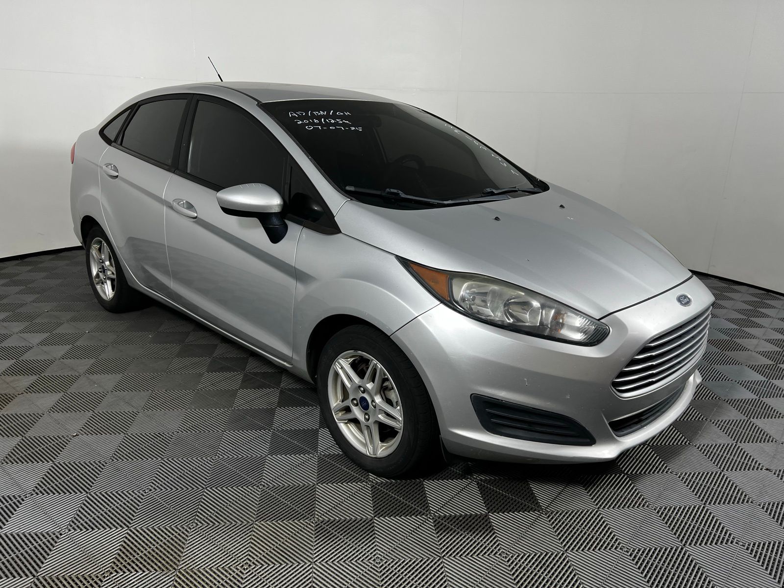 Thumbnail: 2018 Ford Fiesta - 3