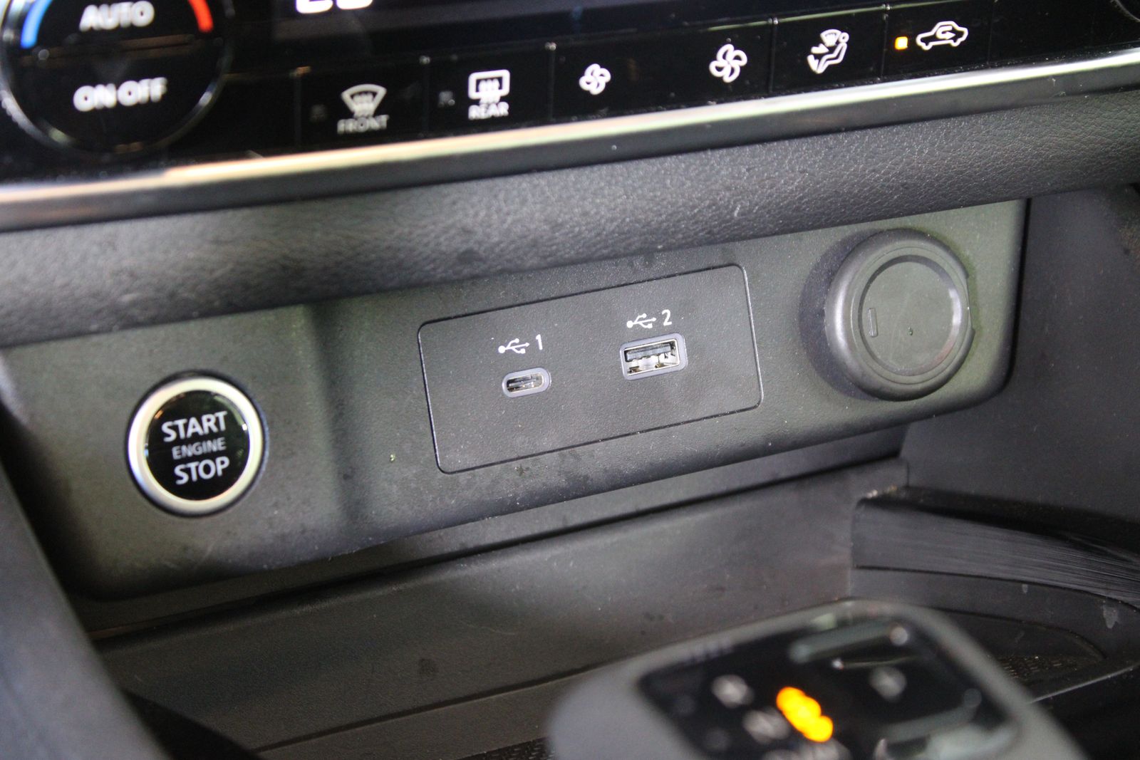 Used 2023 Blue Nissan SV image 22