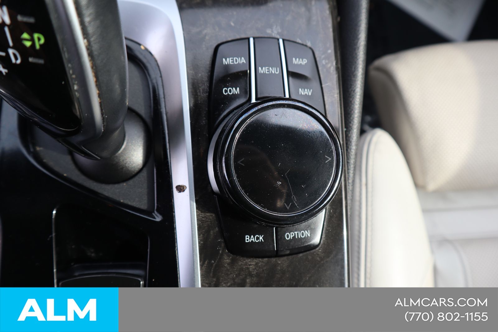 Used 2023 White BMW 540i xDrive image 29