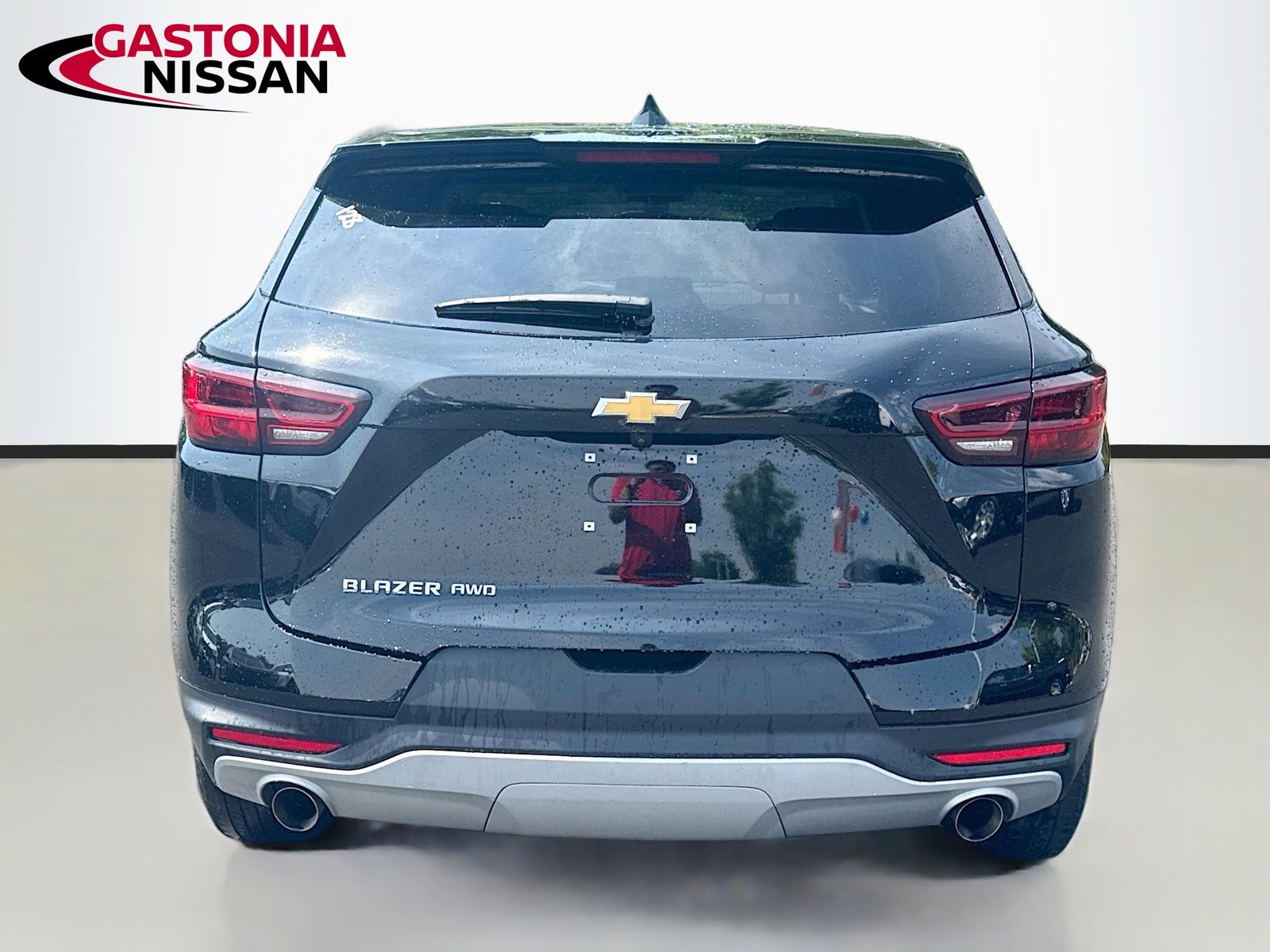 View vehicle photo 7