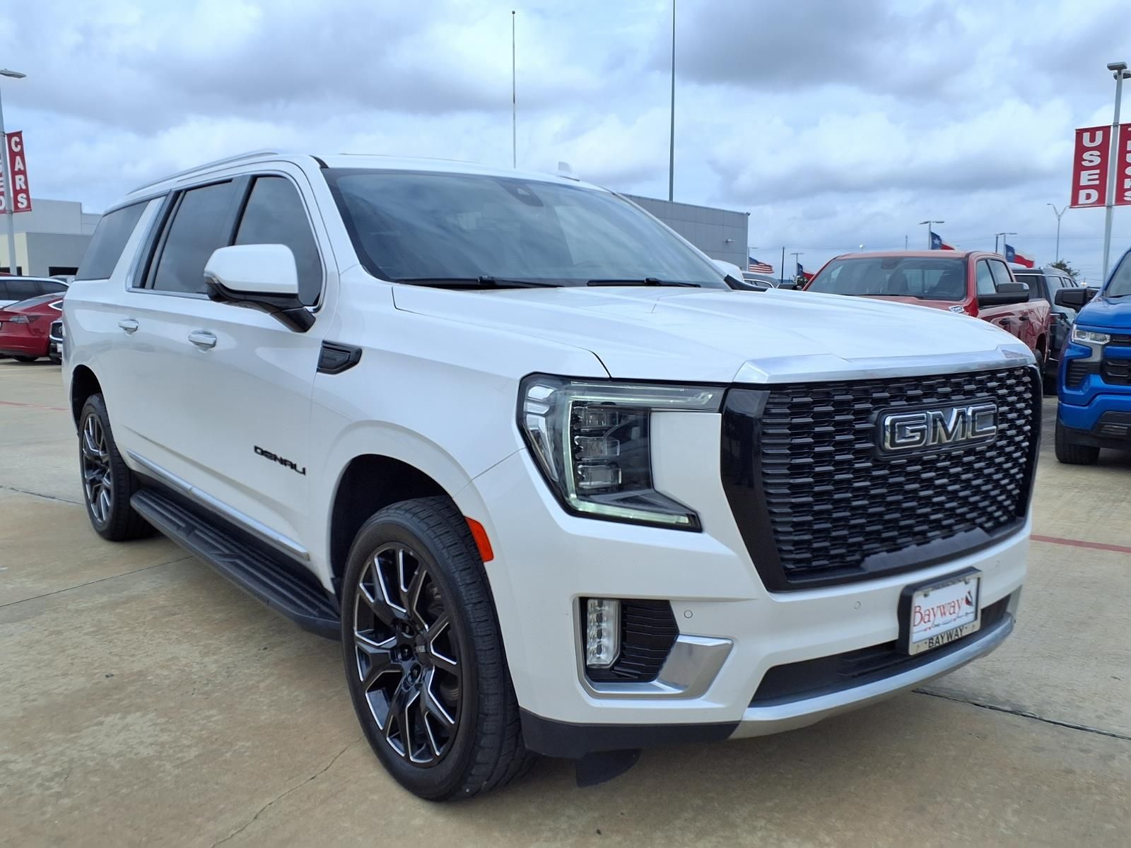 2021 GMC Yukon XL Denali White at Toyota of Victoria
