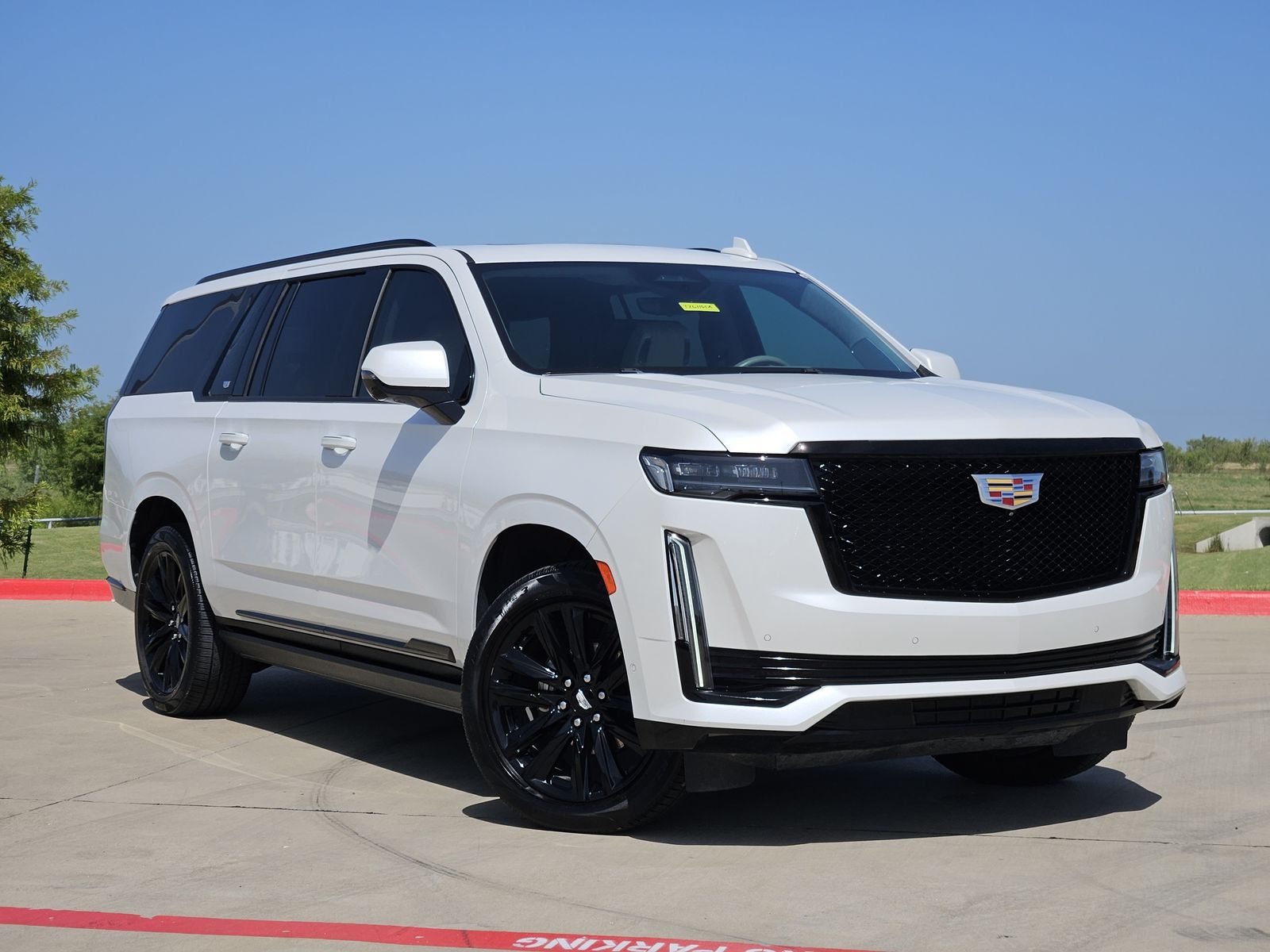 Crystal White Tricoat 2023 Cadillac Escalade ESV SUV / Crossover Four-Wheel Drive Automatic
