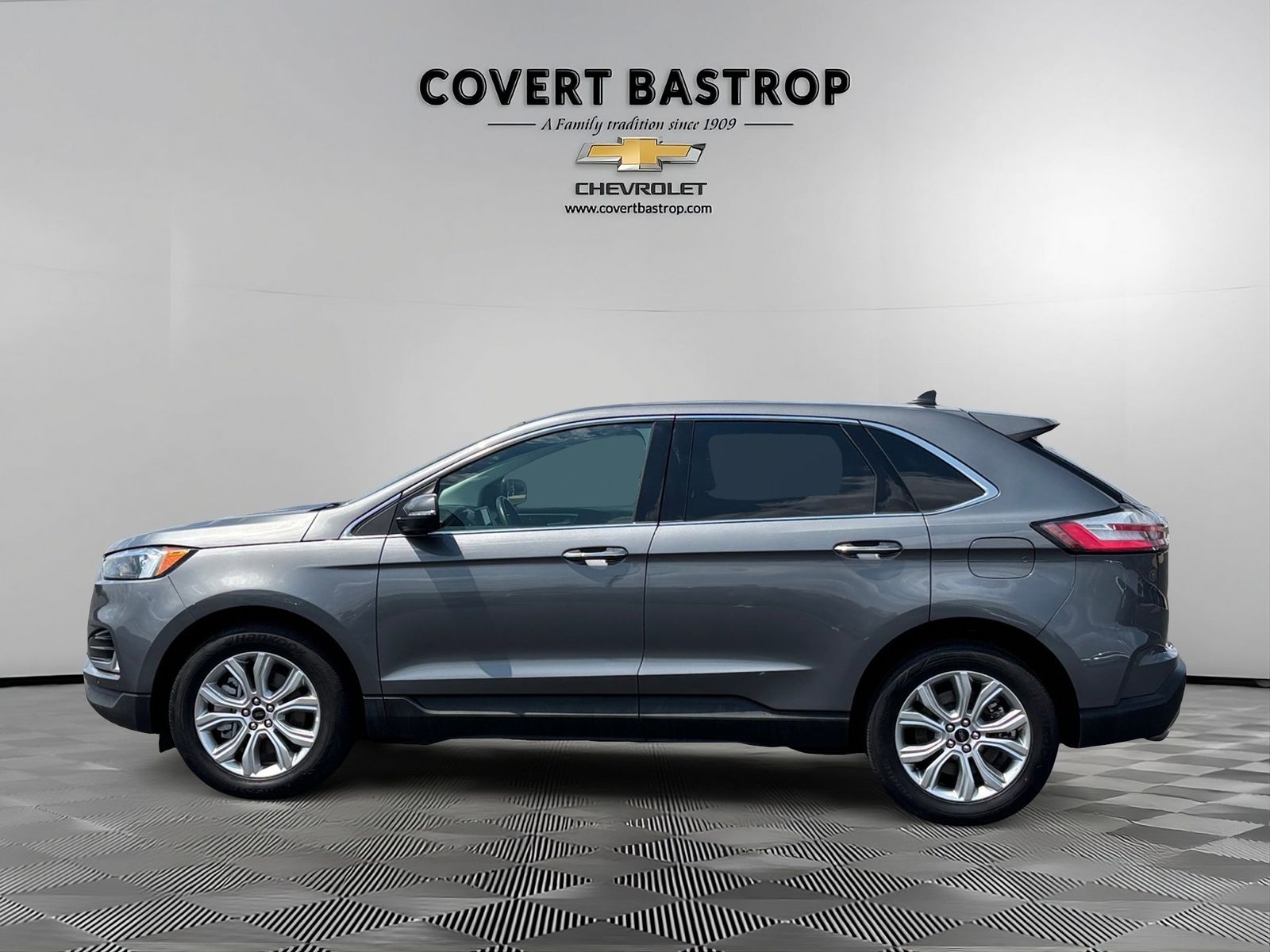 Used Car 2024 Ford Edge  Titanium For Sale Under $30,000 In Austin, Texas