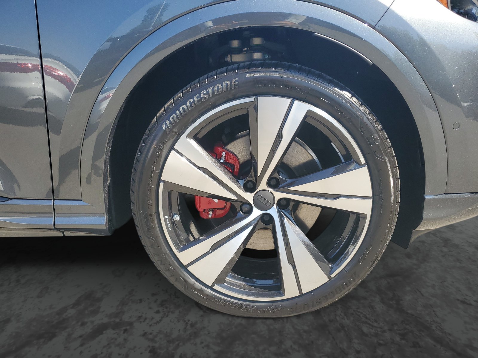 Vehicle photo