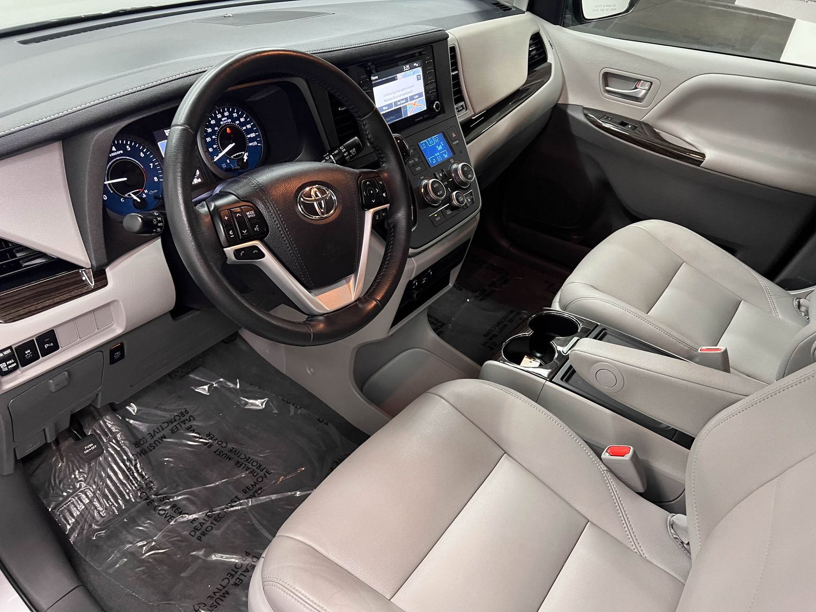 used 2020 Toyota Sienna car, priced at $38,888