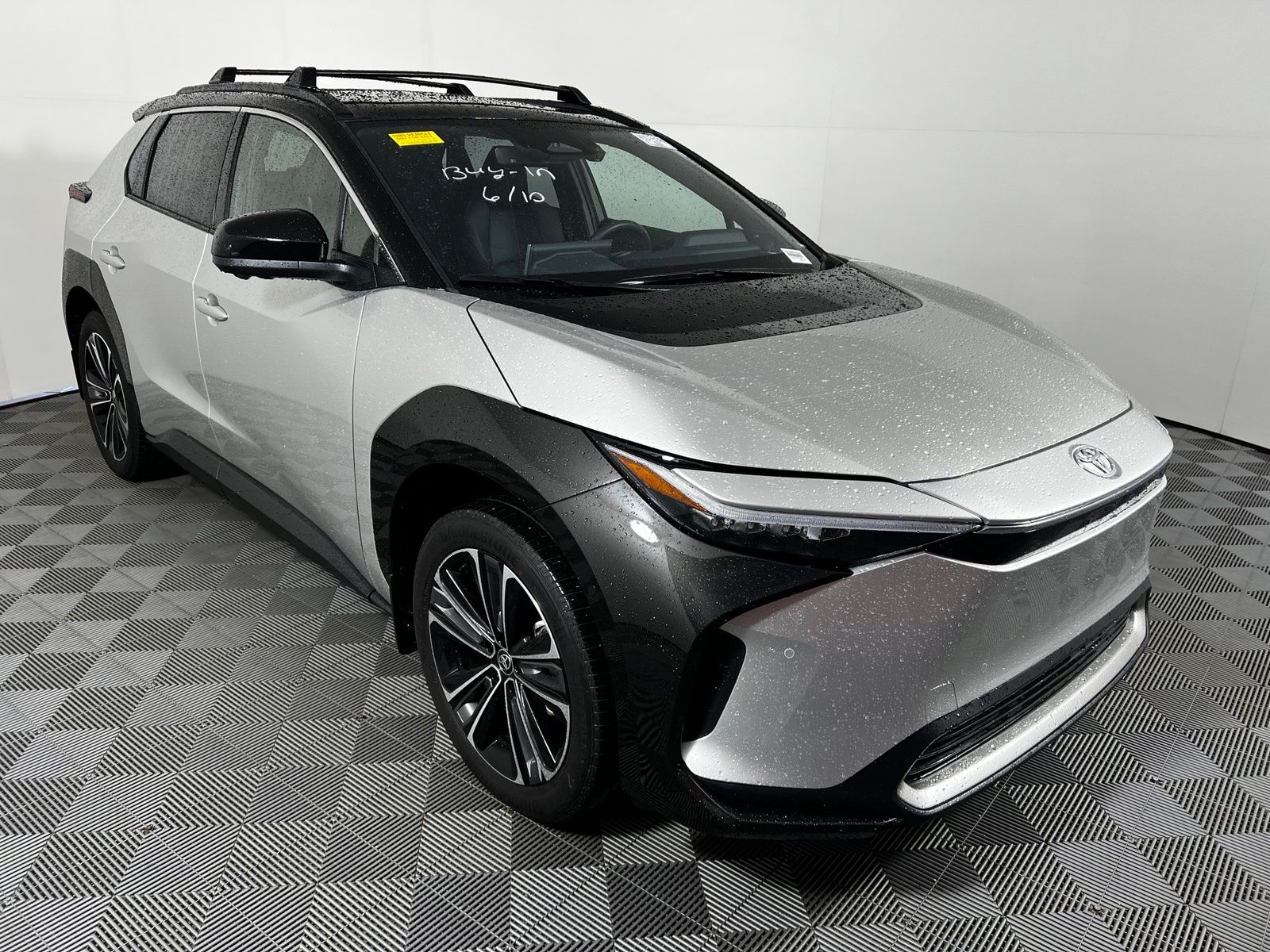 Thumbnail: 2024 Toyota bZ4X - 3