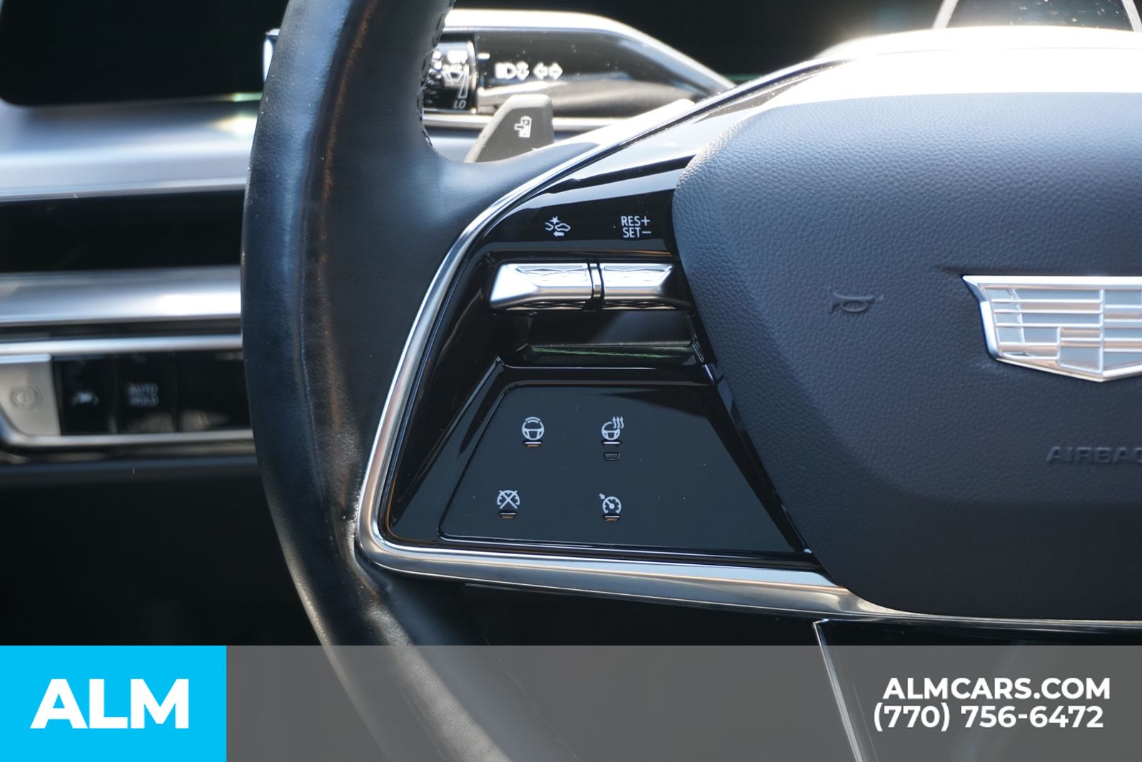 Used 2024 Silver Cadillac Luxury image 33