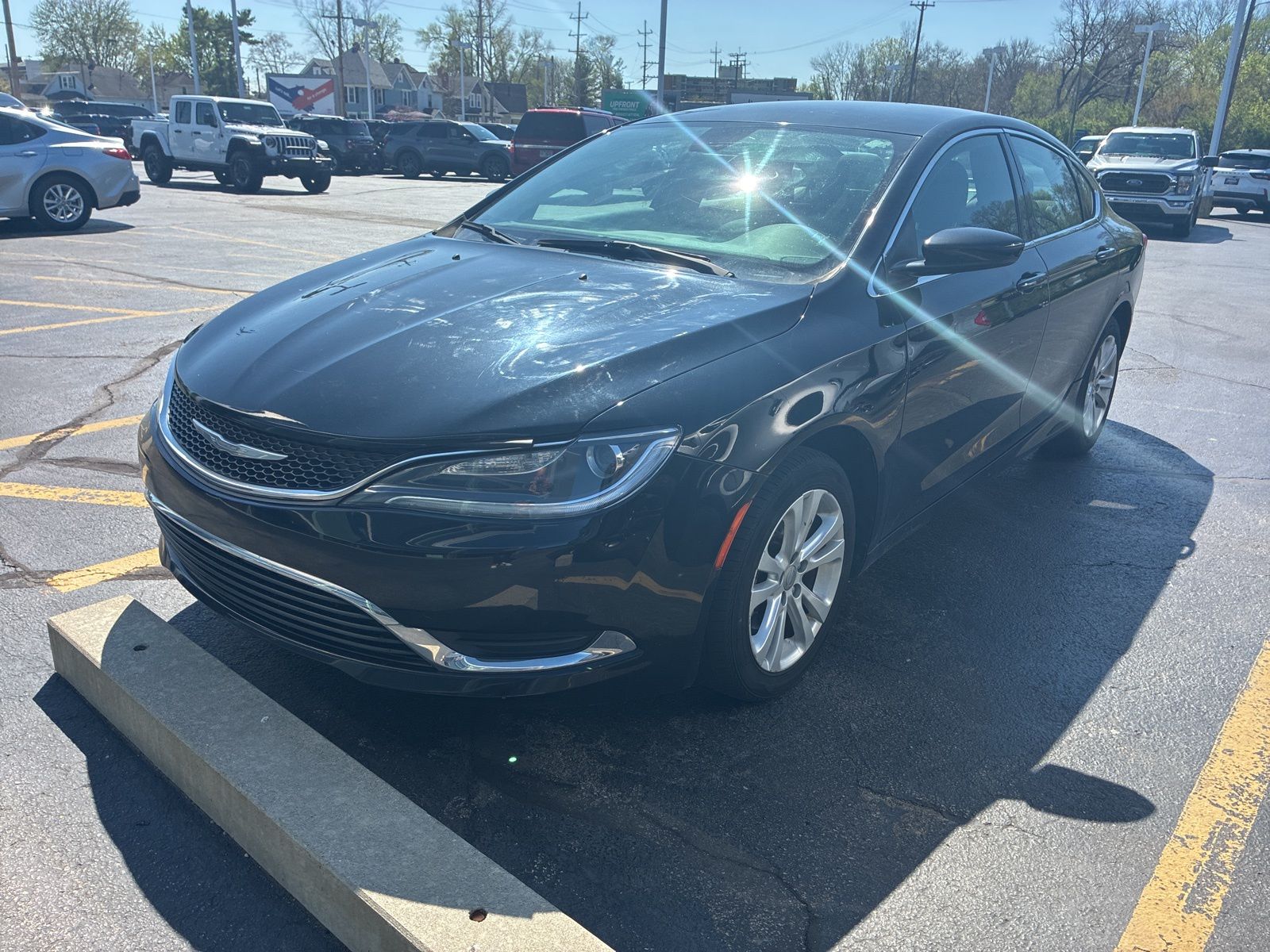 Black Clearcoat 2015 Chrysler 200 Limited Sedan FWD Sedan Front-Wheel Drive 9-Speed Automatic