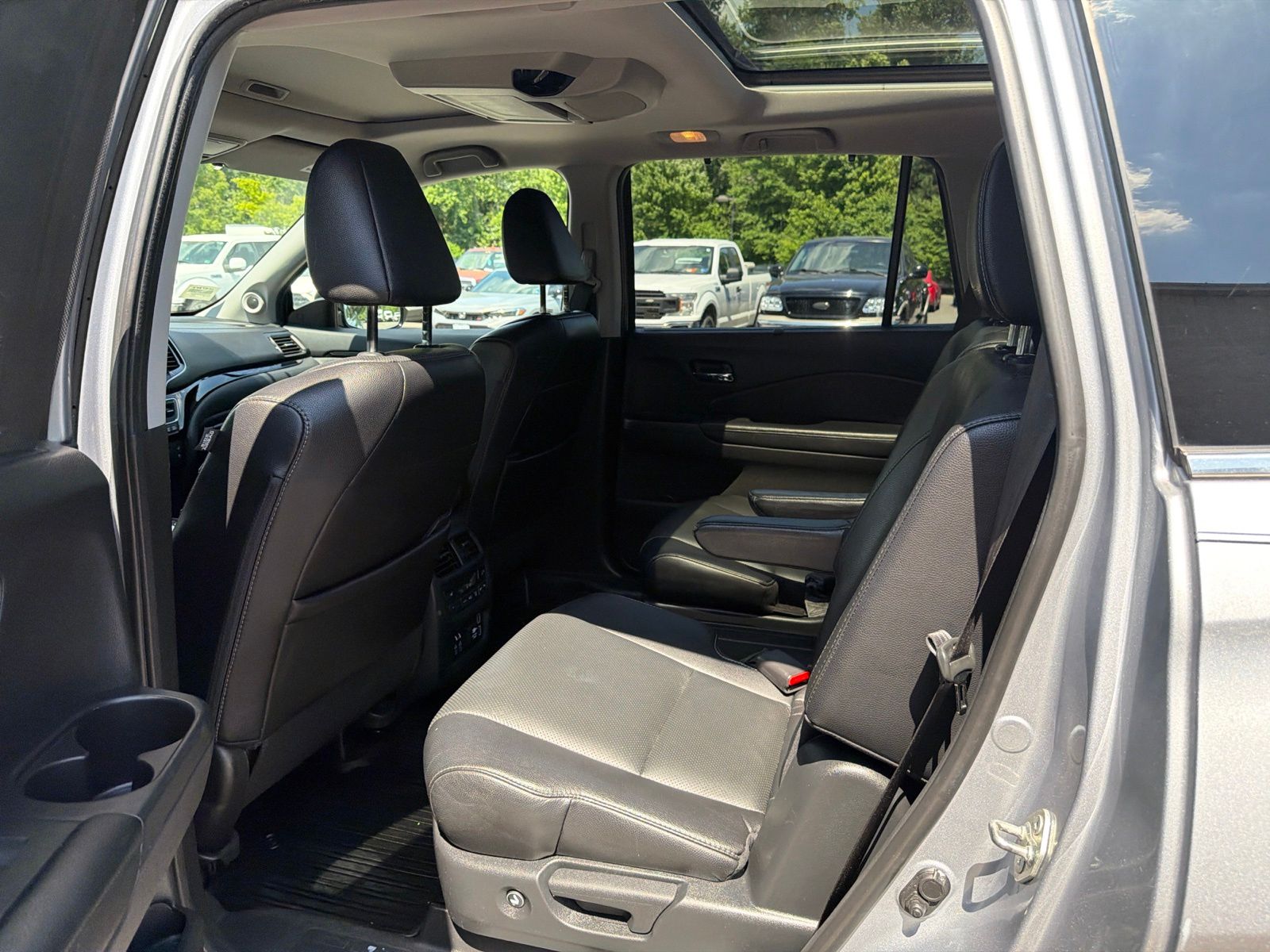 Used 2019 Silver Honda Elite image 7