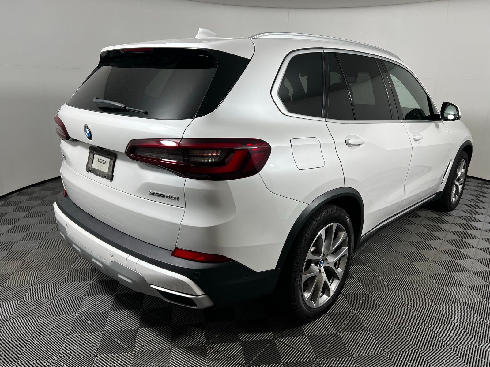 Thumbnail: 2022 BMW X5 - 5
