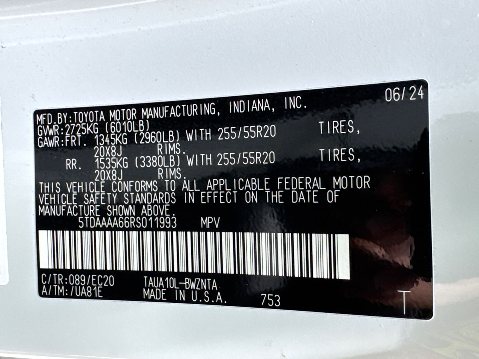 Used 2024 Pearl Lexus 350 image 33