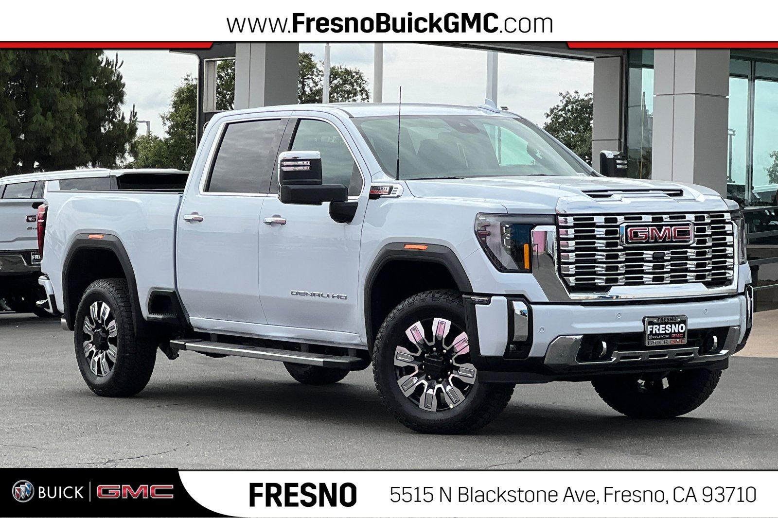 Glacier White Tricoat 2026 GMC Sierra 2500HD Pickup Truck Four-Wheel Drive Automatic