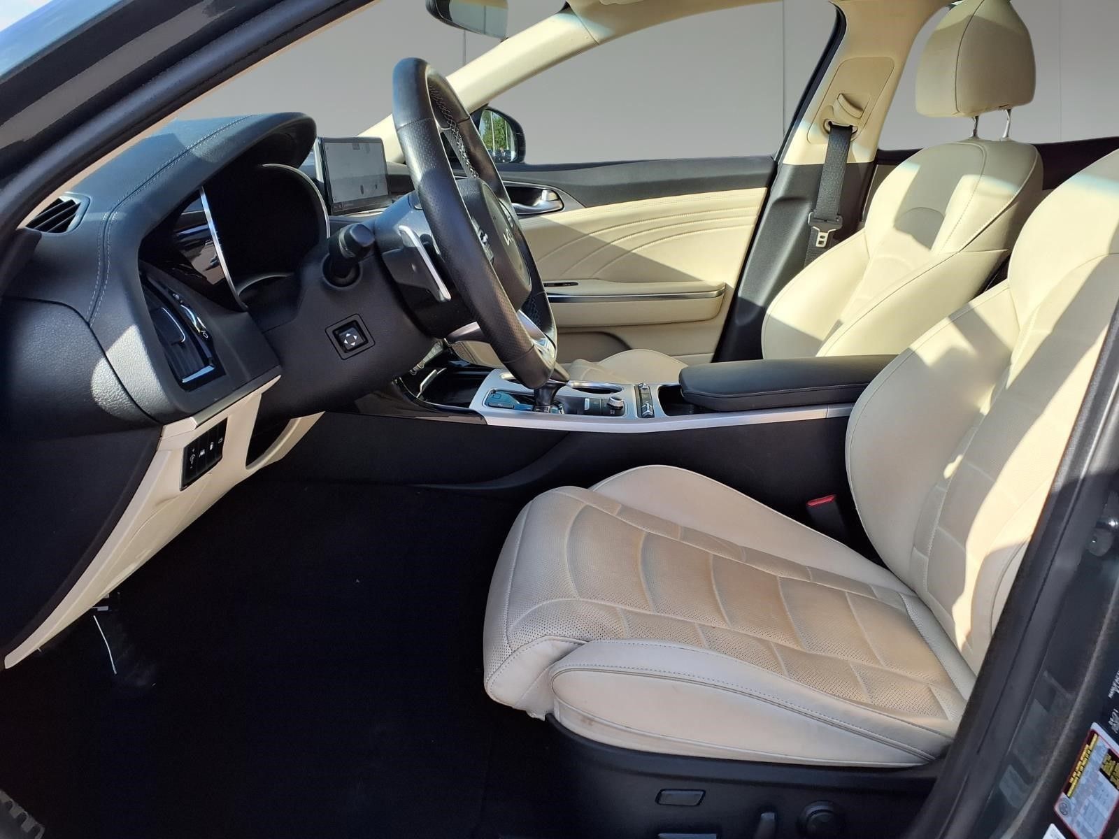 2022 Kia Stinger GT2 Green at AutoSavvy Houston Southwest