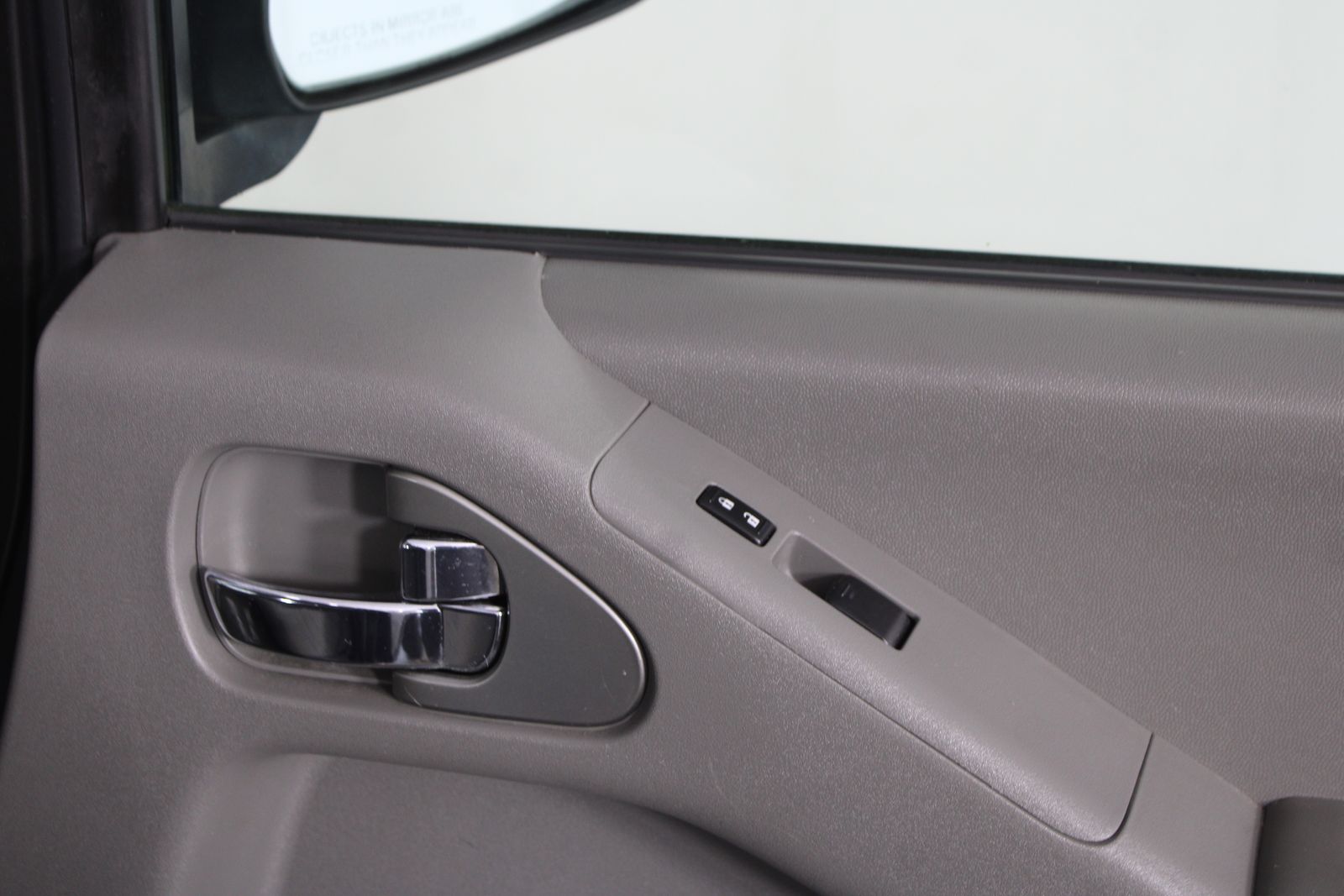 Used 2010 Black Nissan SE image 25