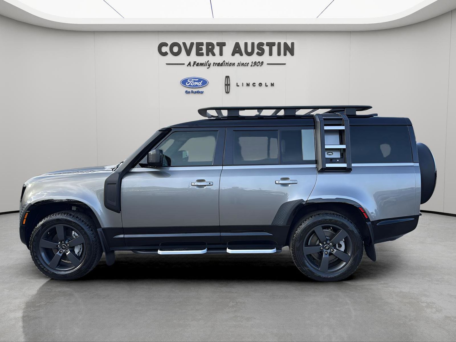 Used Car 2024 Land Rover Defender 130  X-dynamic Se For Sale Under $70,000 In Austin, Texas