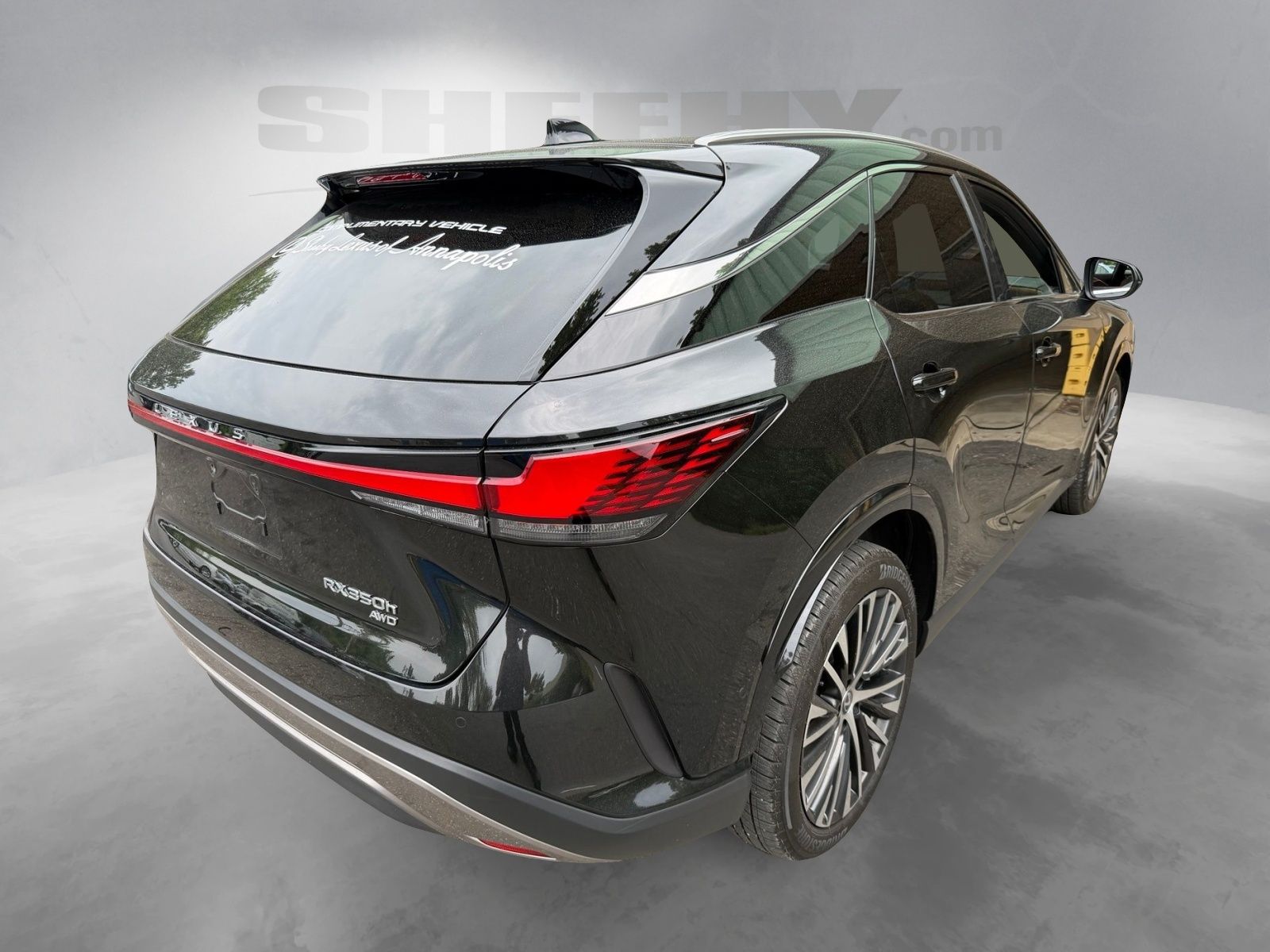 Used 2025 Green Lexus 350h Premium image 4
