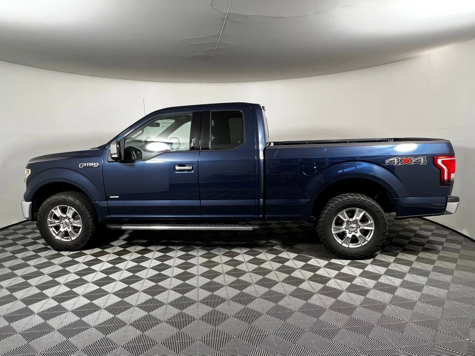 Thumbnail: 2016 Ford F-150 - 8