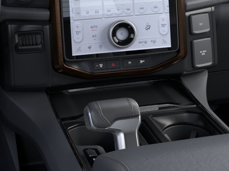 New 2025 Oxford White Ford Lariat image 15