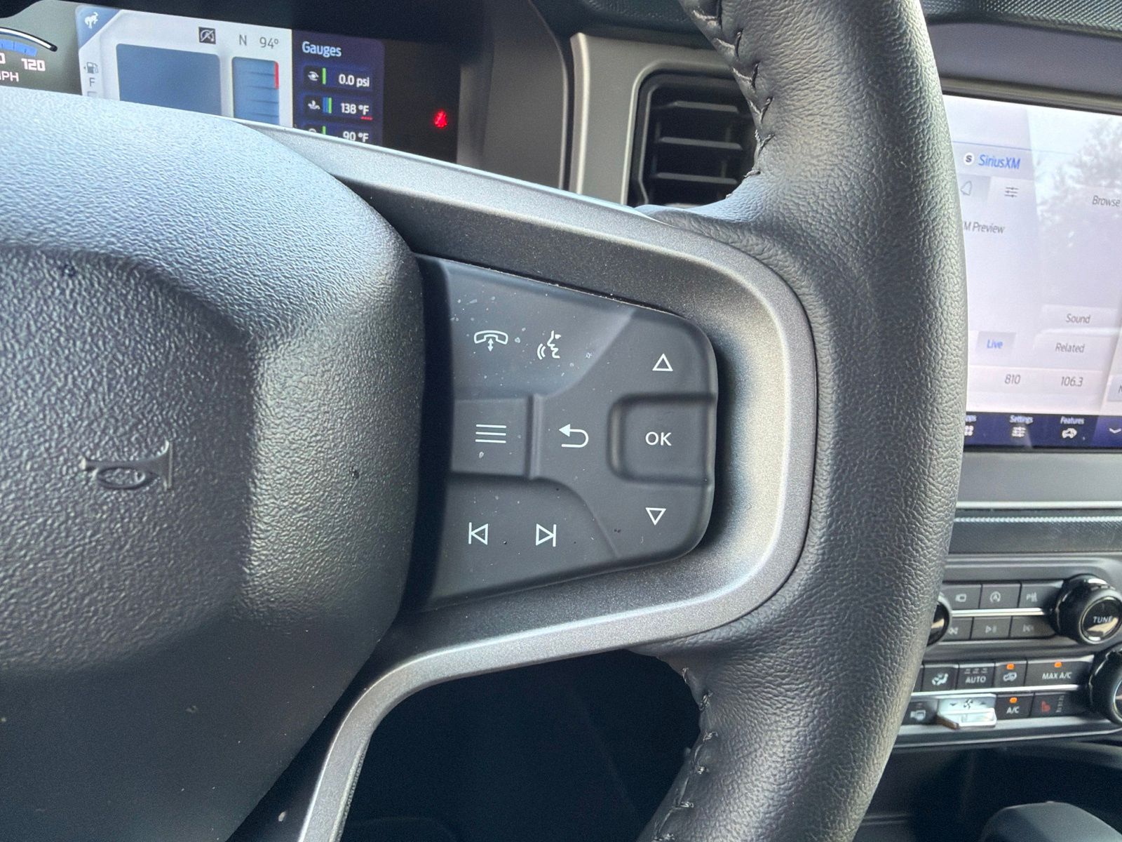 Used 2022 Blue Ford Outer Banks image 25