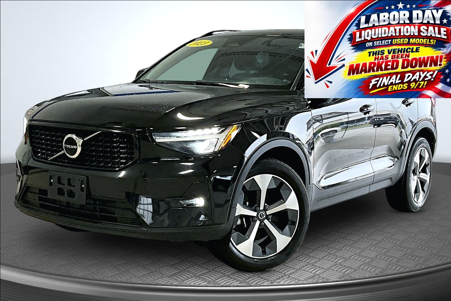 2023 Volvo XC40