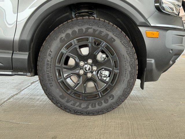 New 2025 Carbonized Gray Metallic Ford Outer Banks image 8