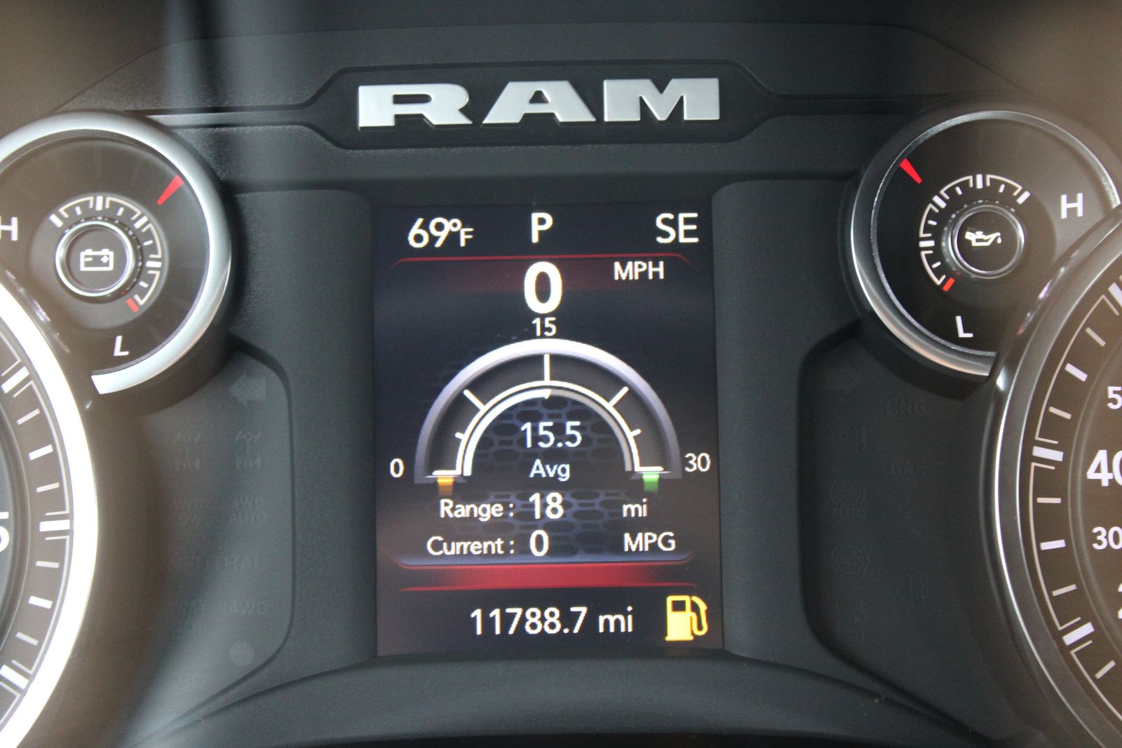Used 2024 Silver Ram Tradesman image 7