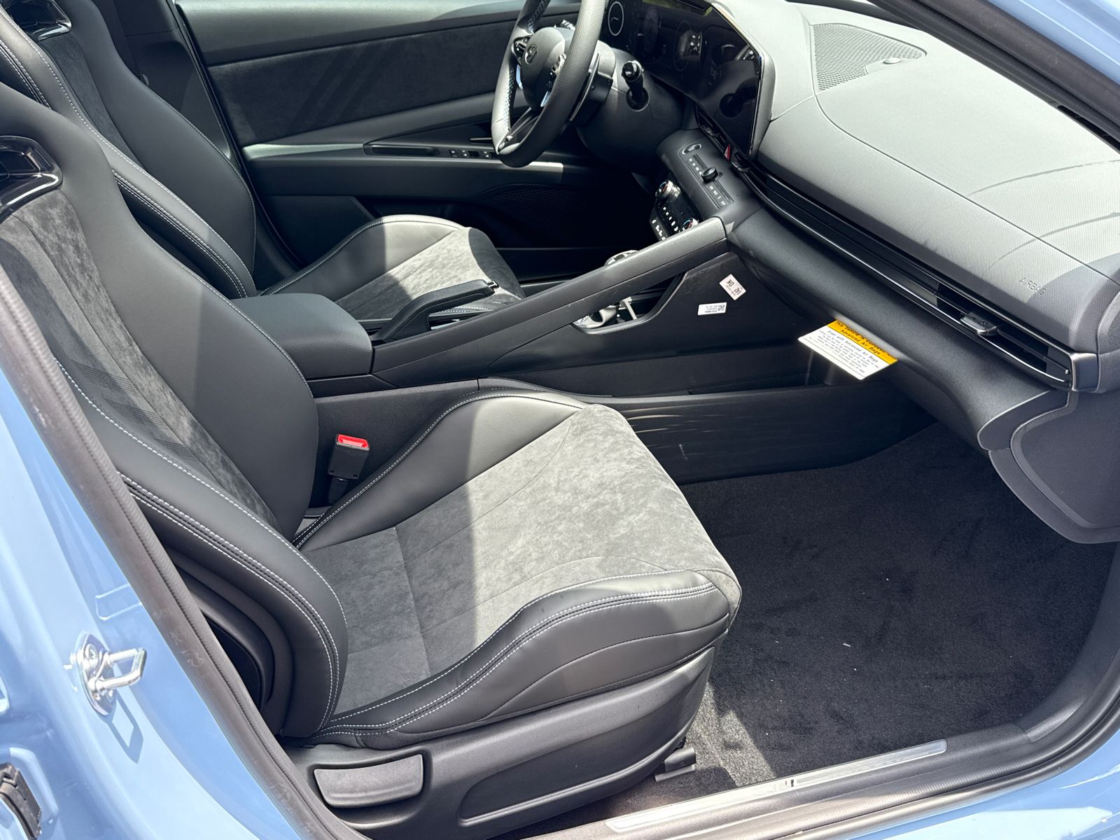 2025 Hyundai Elantra N Base photo 13
