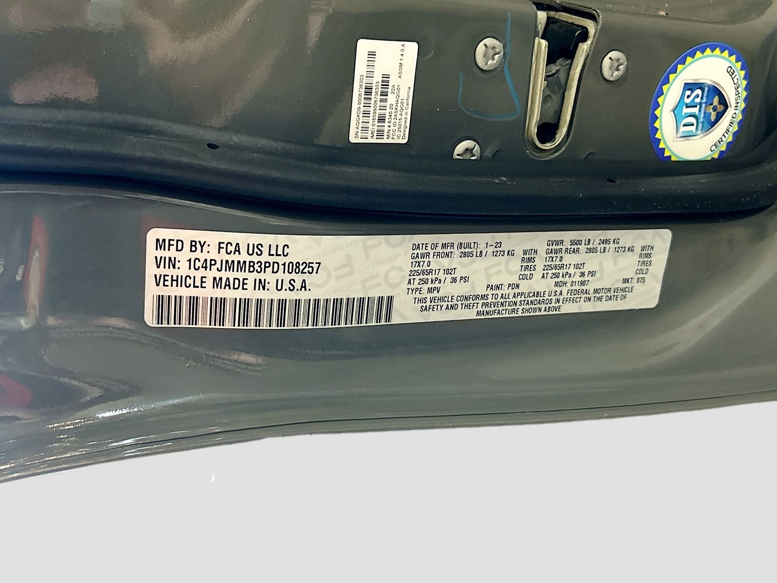 Used 2023 Gray Jeep Altitude image 31