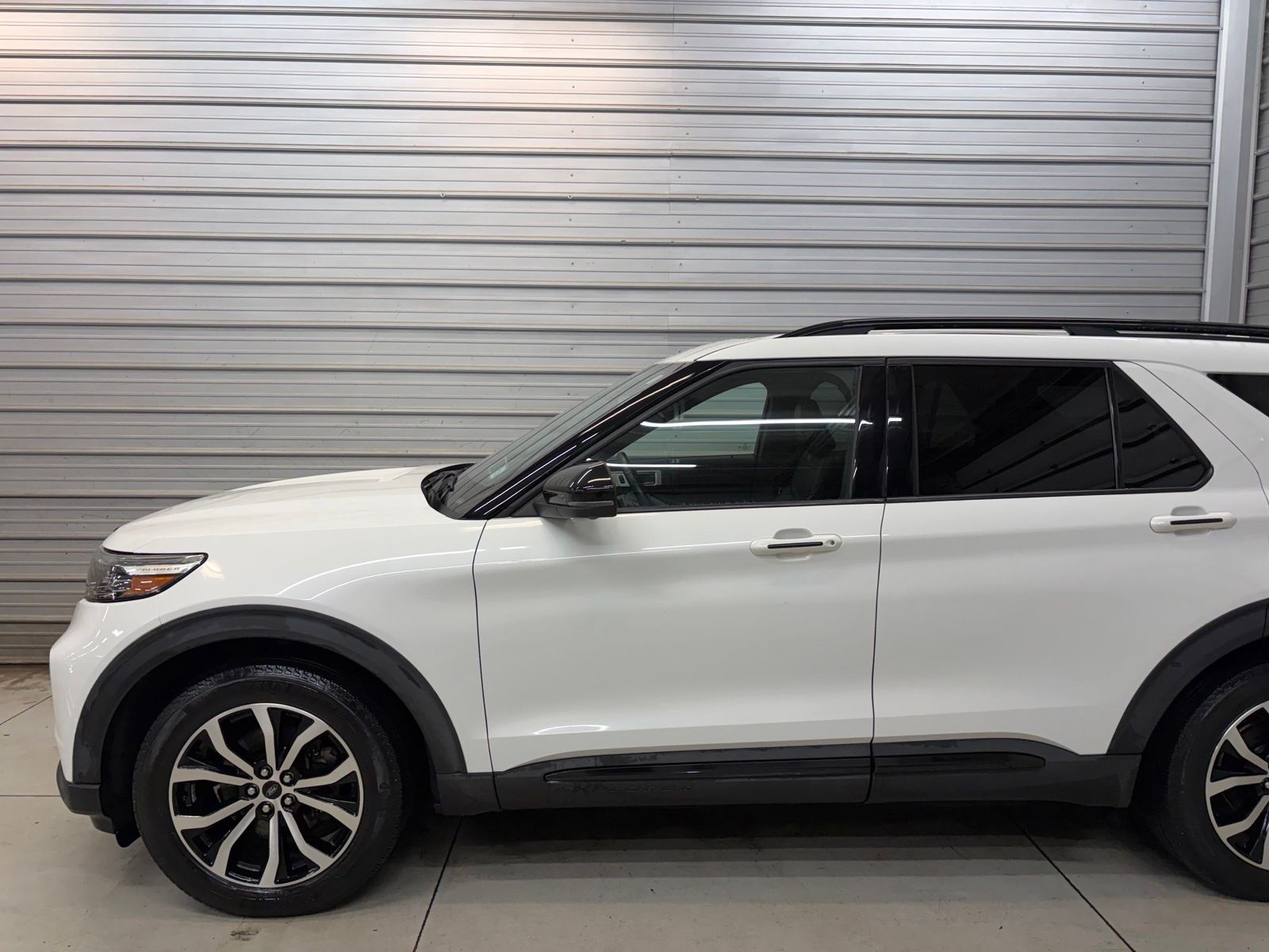 Photo 3 of 2020 Ford Explorer ST