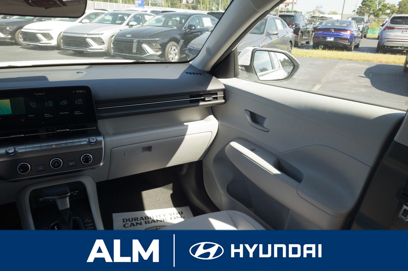2026 Hyundai Kona SE photo 13