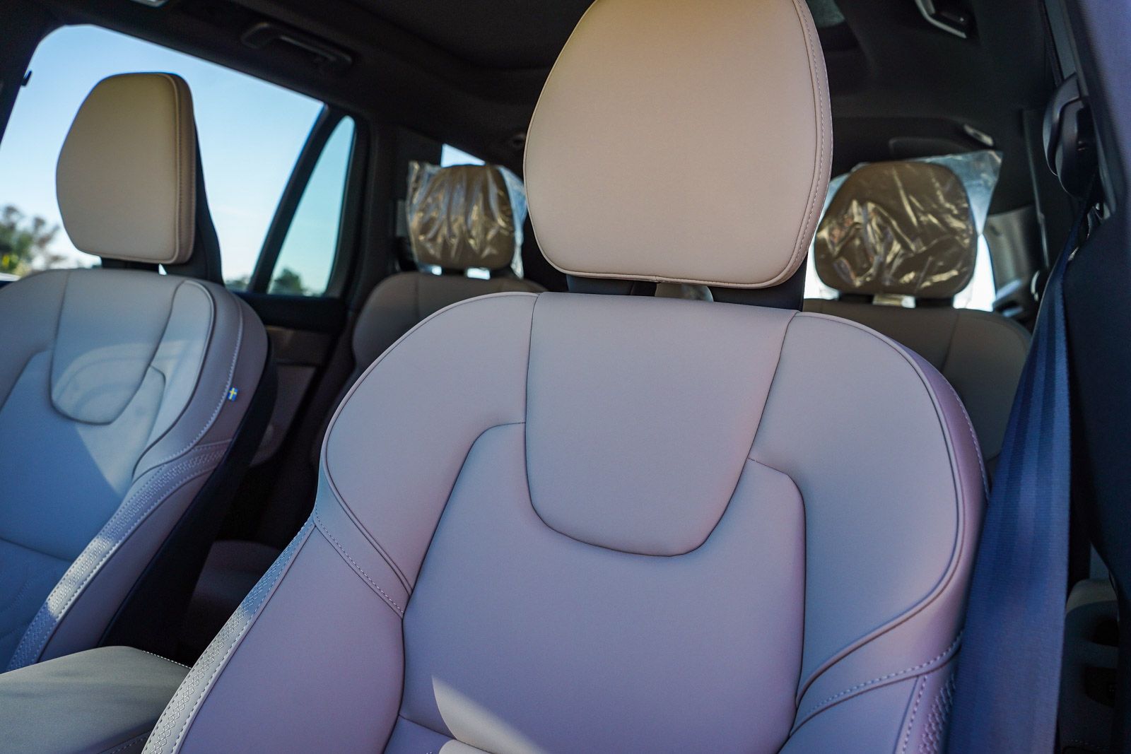 2026 Volvo XC90 Plus - Photo 27