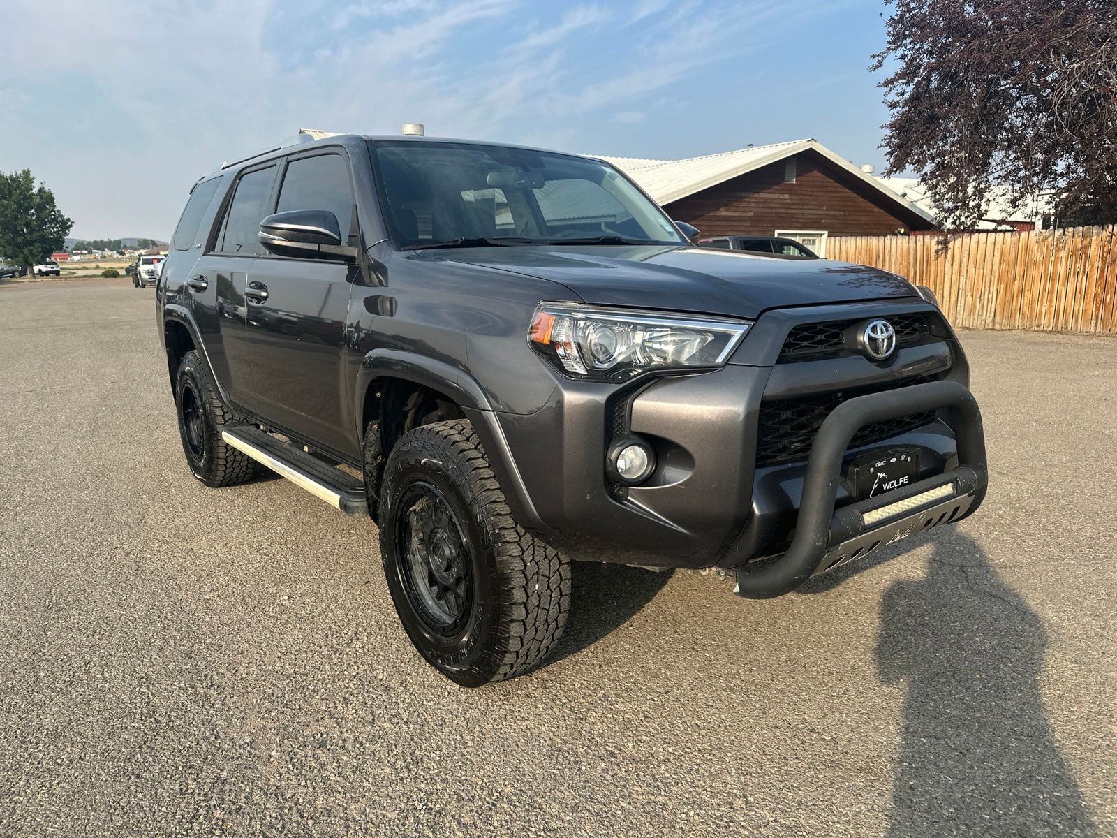 Magnetic Gray Metallic 2017 Toyota 4Runner SUV / Crossover Four-Wheel Drive 5-Speed Automatic Overdrive