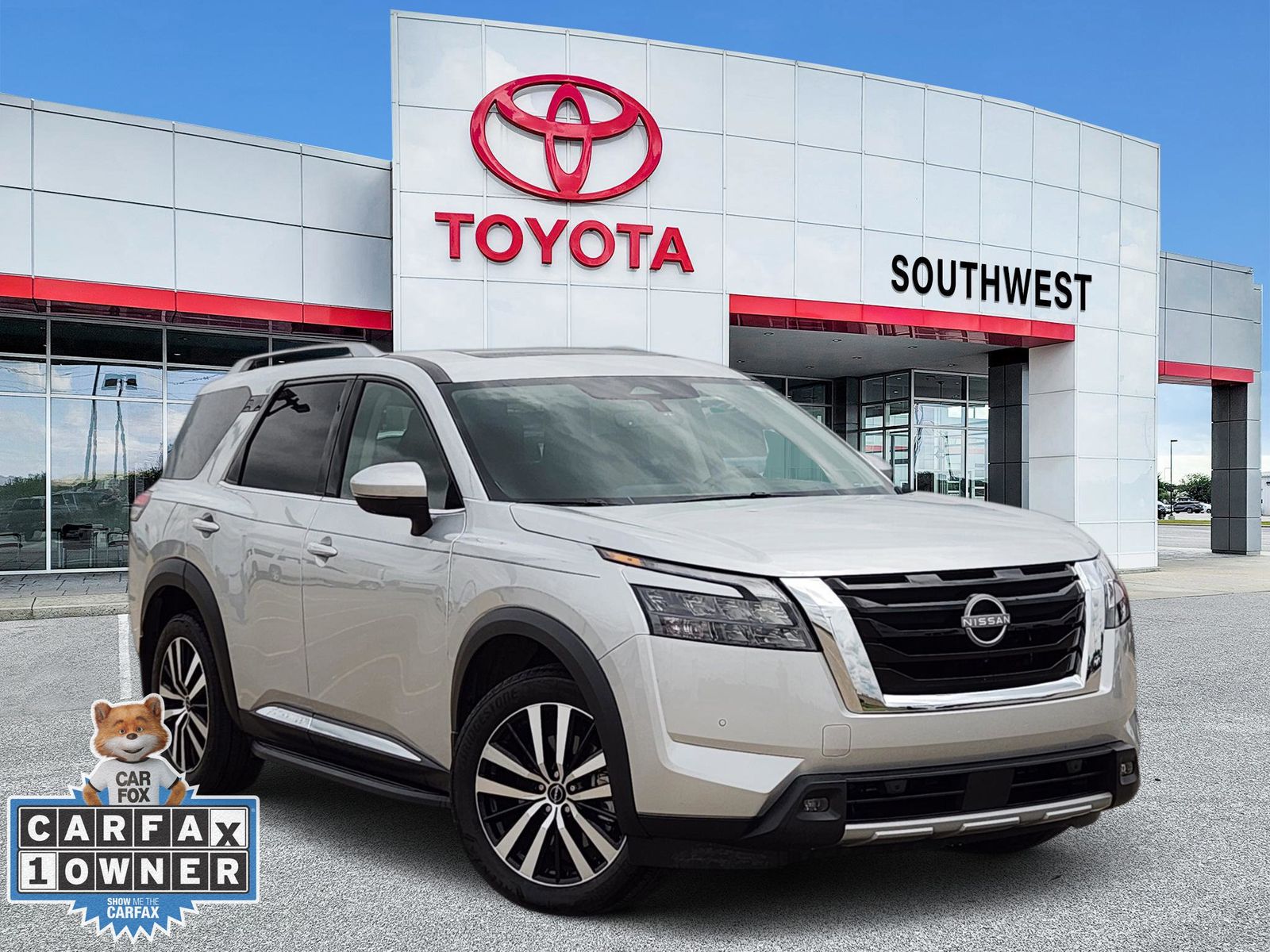 Brilliant Silver Metallic 2025 Nissan Pathfinder Platinum 4WD SUV / Crossover All-Wheel Drive 9-Speed Automatic