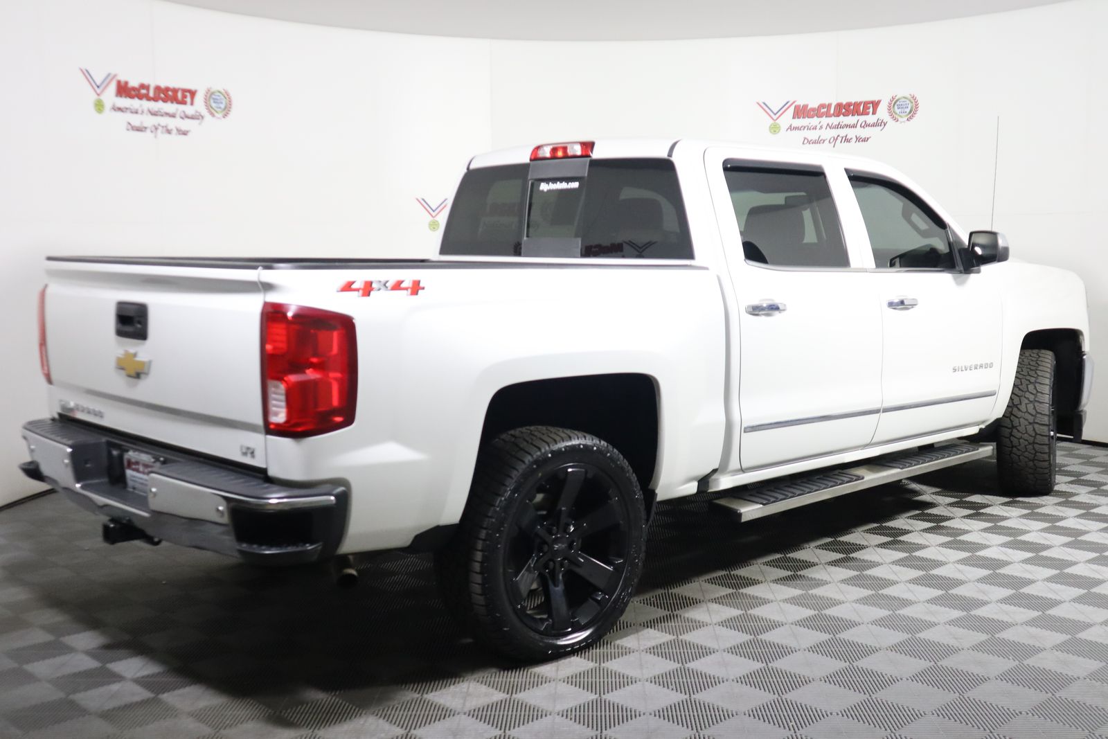 2018 Chevrolet Silverado 1500 LTZ photo