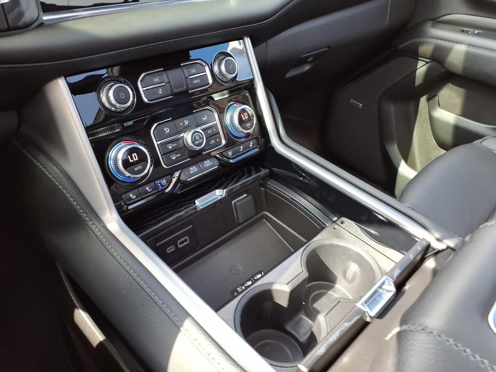 2024 GMC Yukon Denali Black at EAG Ford Navasota