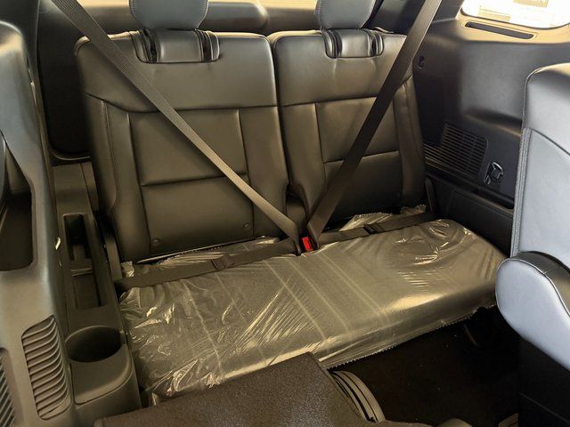 New 2026 Rapid Red Metallic Tinted Clearcoat Ford ST-Line image 15