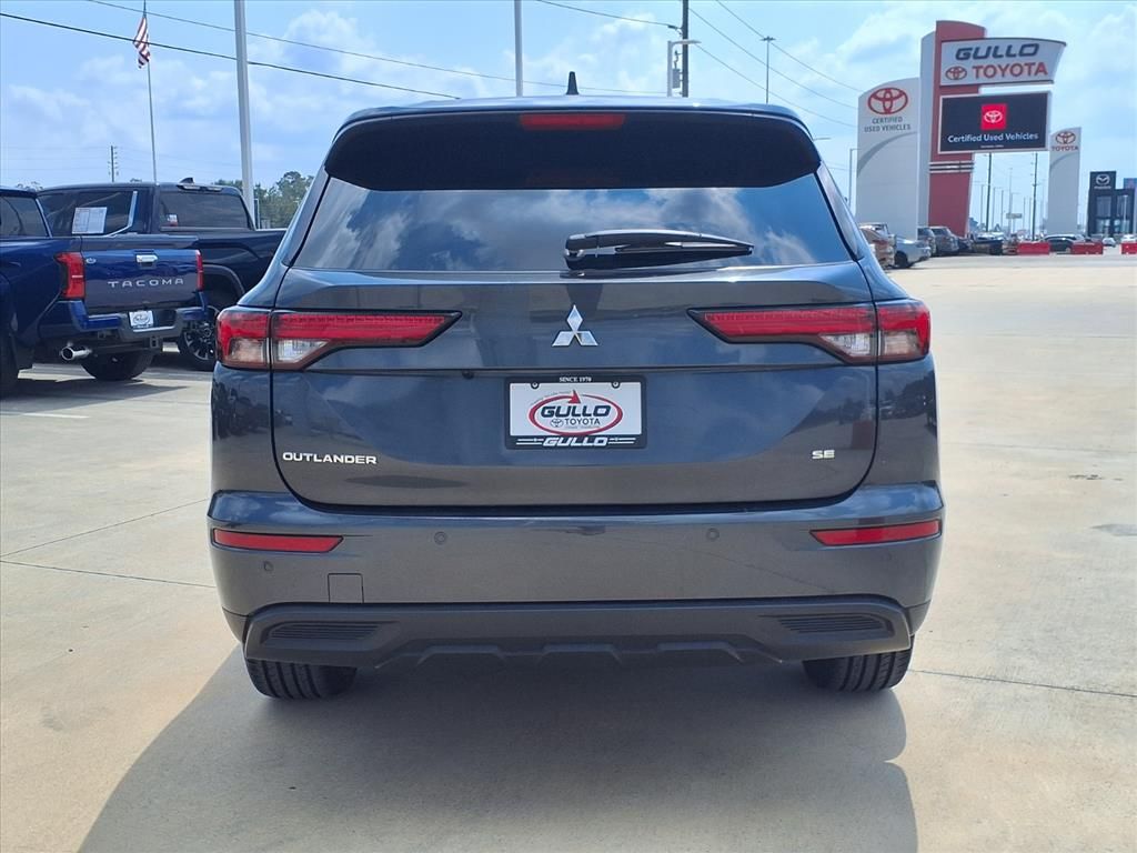 2024 Mitsubishi Outlander SE  at Bayshore Chrysler Jeep Dodge Ram