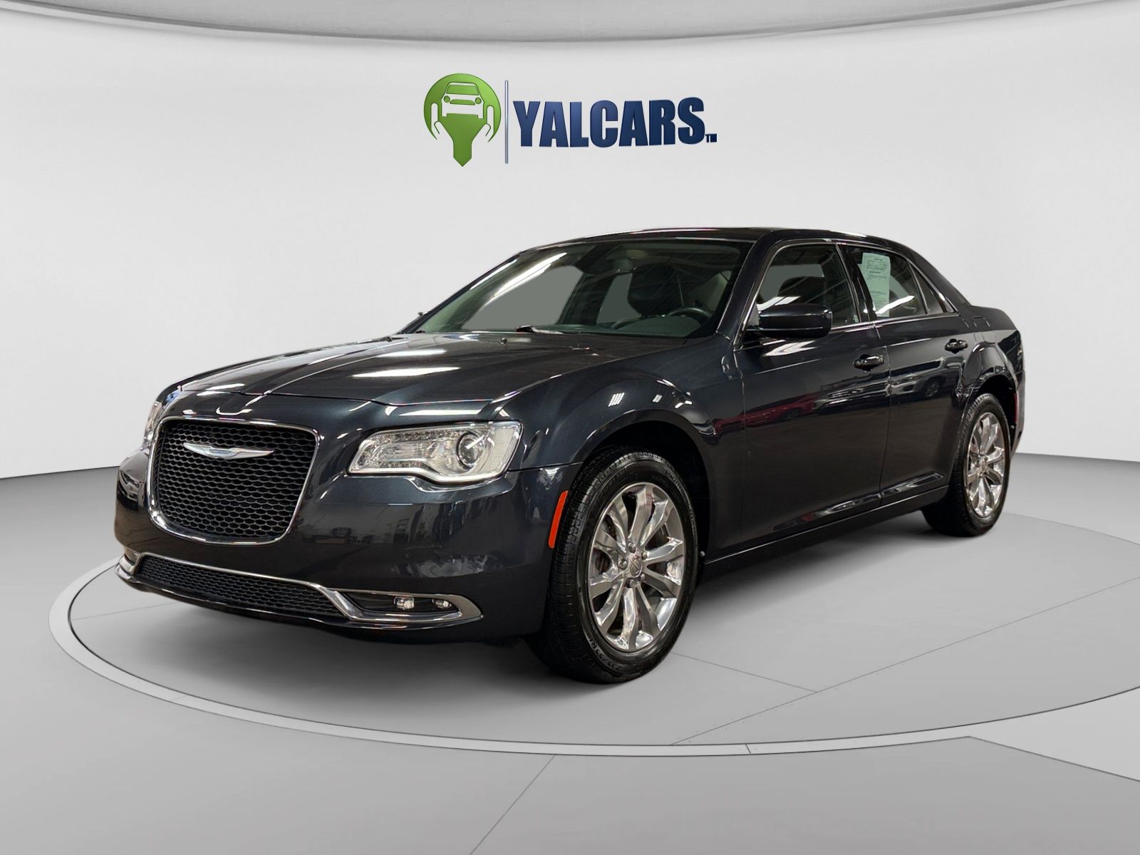 Gray (Maximum Steel Metallic Clearcoat) 2018 Chrysler 300 Sedan All-Wheel Drive 8-Speed Automatic