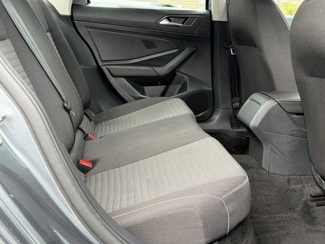Used 2023 Platinum Gray Metallic Volkswagen 1.5T S image 33