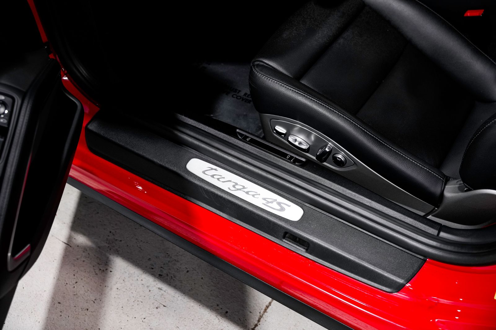 2015 Porsche 911 Targa 4S — photo 27