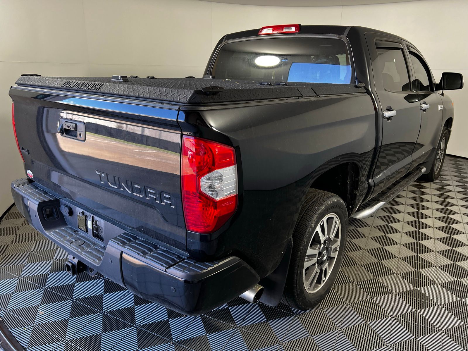 Thumbnail: 2019 Toyota Tundra - 5