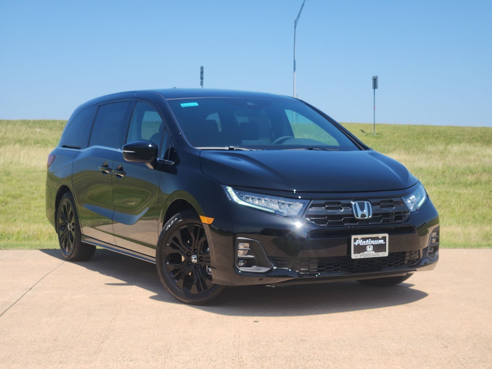 Crystal Black Pearl 2026 Honda Odyssey Minivan Front-Wheel Drive Automatic