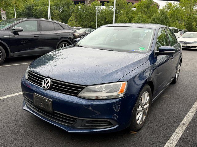 Used 2012 Blue Volkswagen 2.5L SE image 2