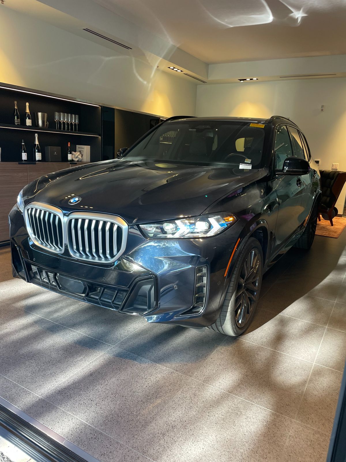 2025 BMW X5 xDrive40i — full photo 2 of 7