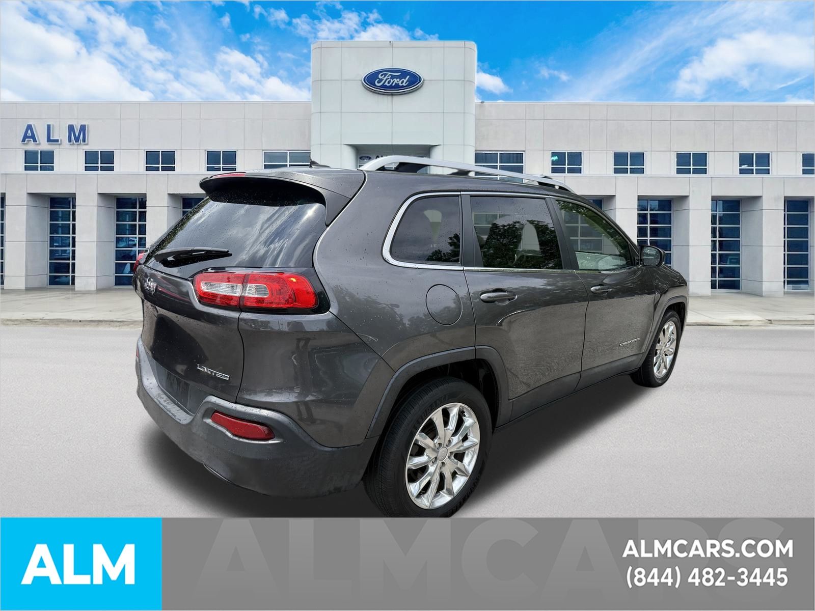 Used 2014 Gray Jeep Limited image 6