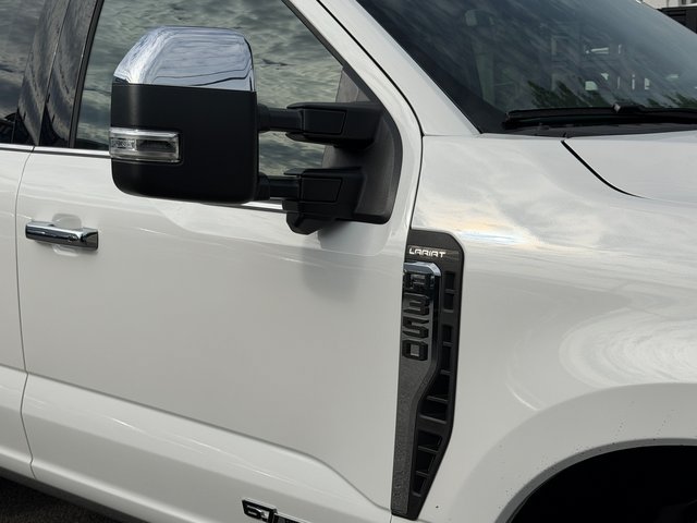 New 2026 Star White Metallic Tri-Coat Ford Lariat image 10