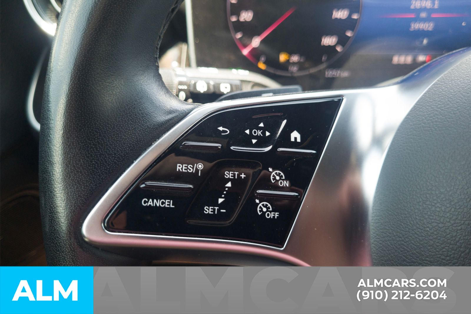 Used 2024 Black Mercedes-Benz GLC 300 image 30