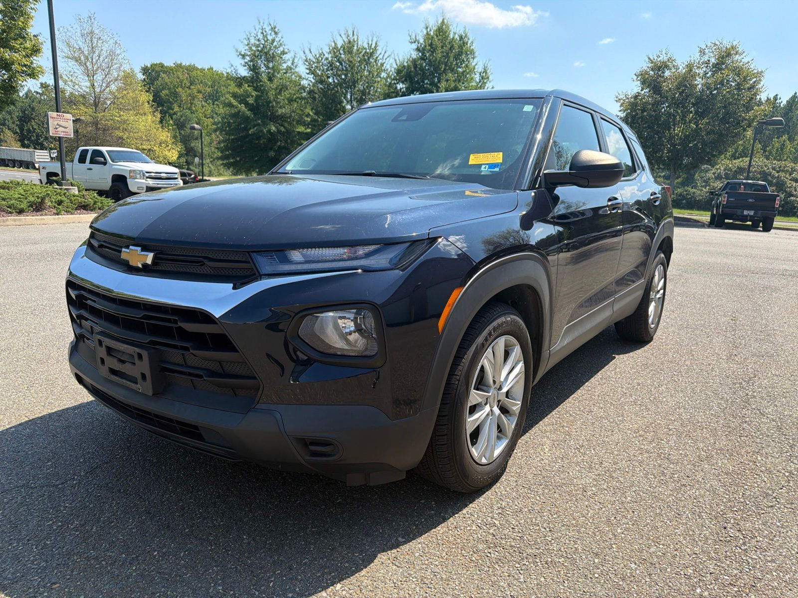 Used 2021 Blue Chevrolet LS image 3