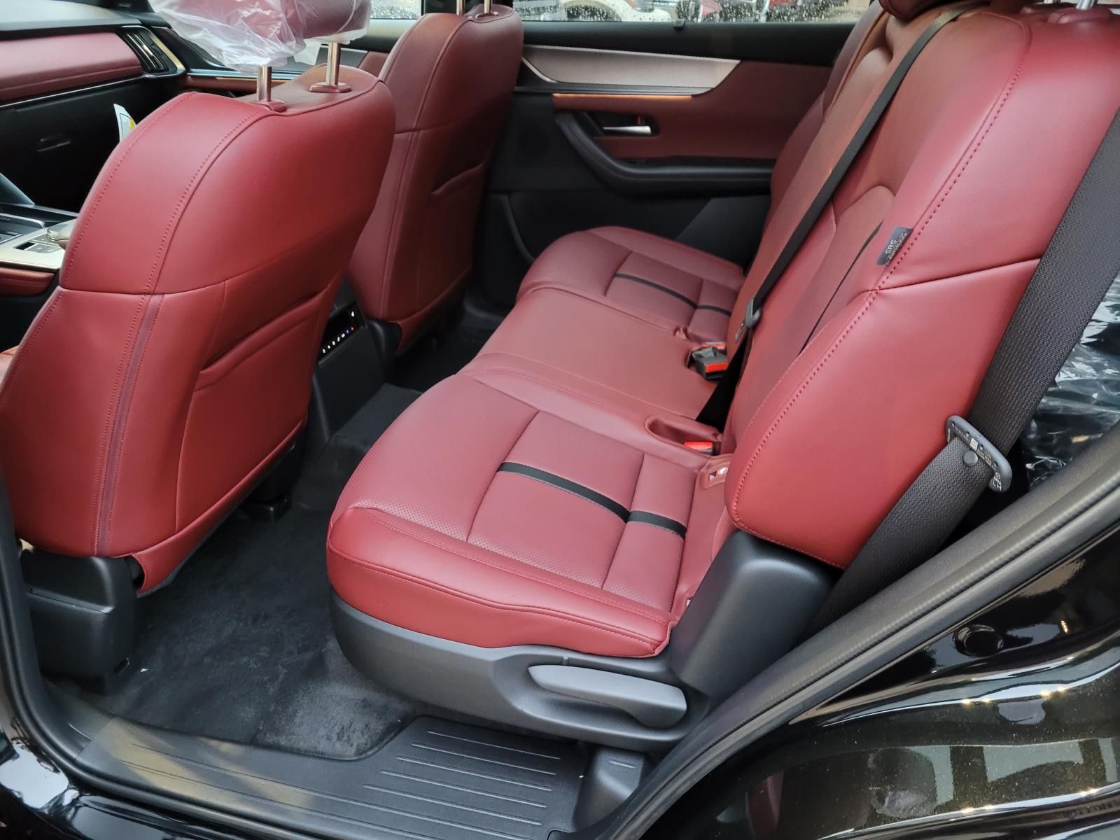 new 2026 Mazda CX-70 car, priced at $48,716